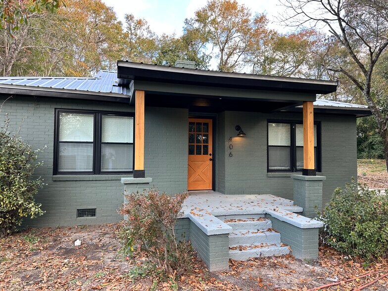 Building Photo - 406 Phillips Ave