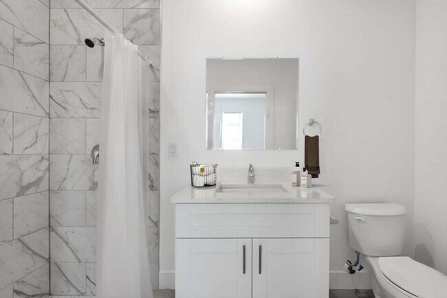 Building Photo - 3707 Saginaw Ave