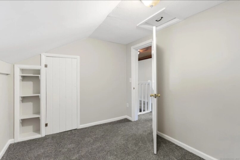 4th bedroom - 52 Grove St
