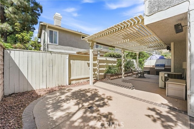 Building Photo - 977 Auburn Rd