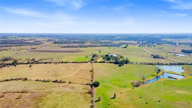 Building Photo - 18218 Buck Rd