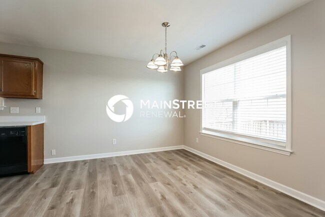 Building Photo - 3 Bedroom Pet-Friendly Home in Thompson's ...