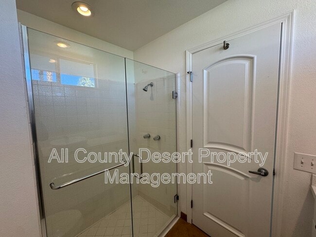 Building Photo - 73502 Sun Ln