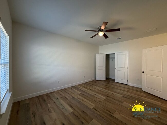 Building Photo - Beautiful 2 Bedroom Duplex in Fort Walton Beach near Beal Parkway!
