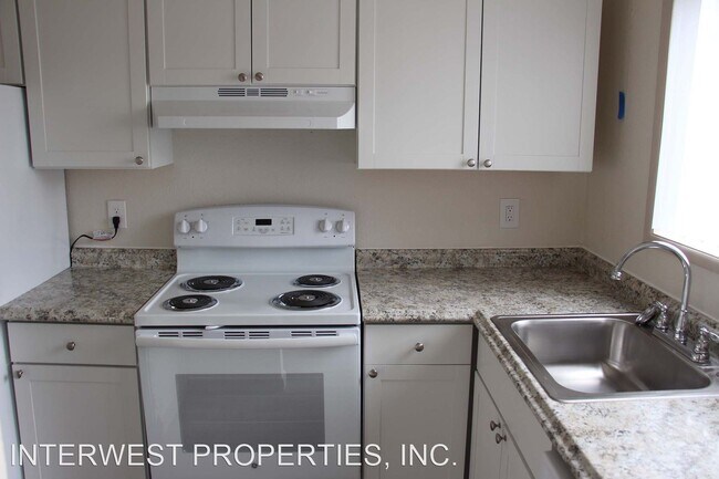 Building Photo - 17441 SE Division St