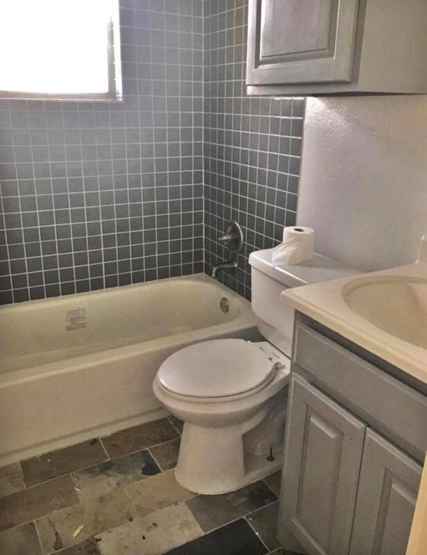 Building Photo - 1565 FM 35