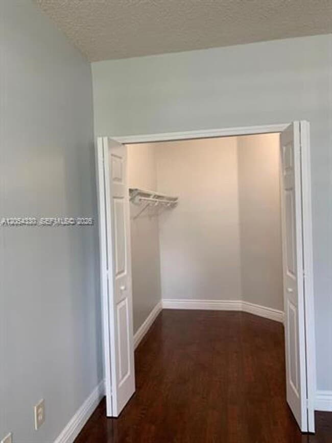 Building Photo - 3175 NE 184th St