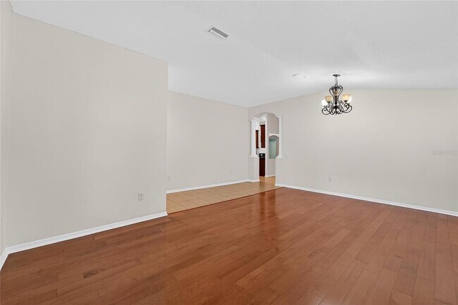 Building Photo - 431 Westchester Hills Ln