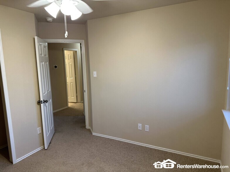 Building Photo - 10214 Maydelle Dr