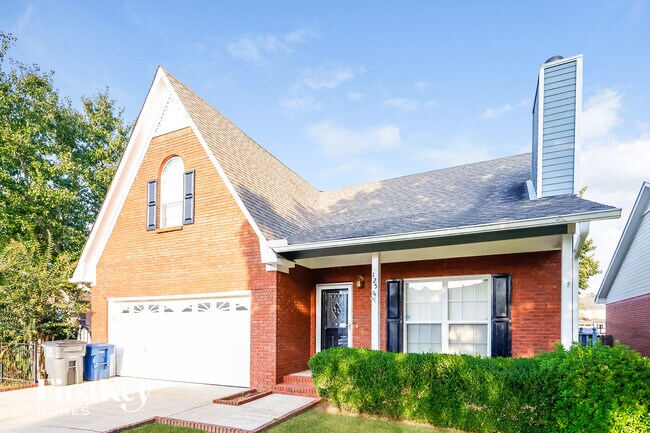 Building Photo - 125 Charleston Way