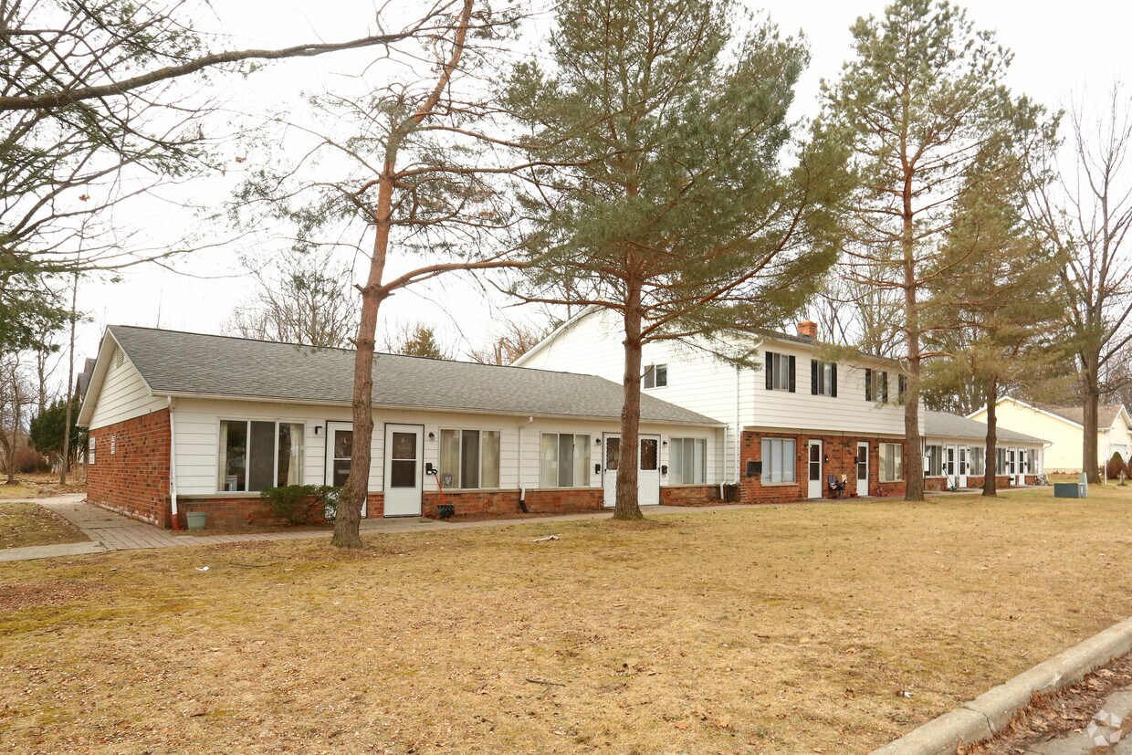 New Pine Apartments Clio Mi Apartment Finder