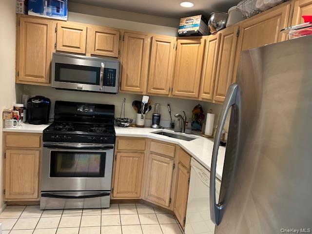 Building Photo - 40 Aspen Ct