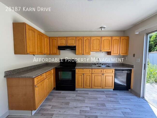 Building Photo - 28187 Karn Dr