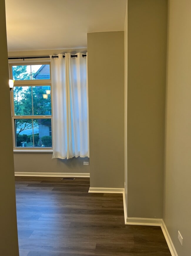 Building Photo - 705 Keystone Ln