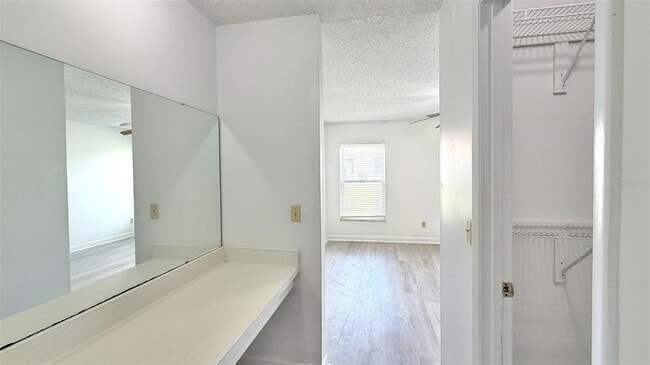 Building Photo - 5523 Westbrook Dr