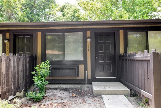 Building Photo - 4701 Walden Cir