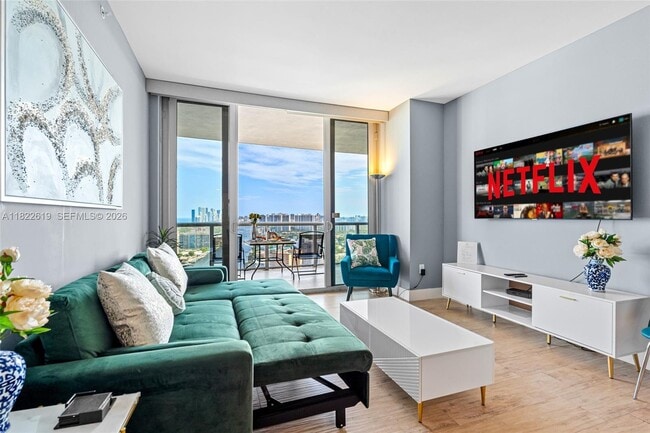 Building Photo - 2600 E Hallandale Beach Blvd