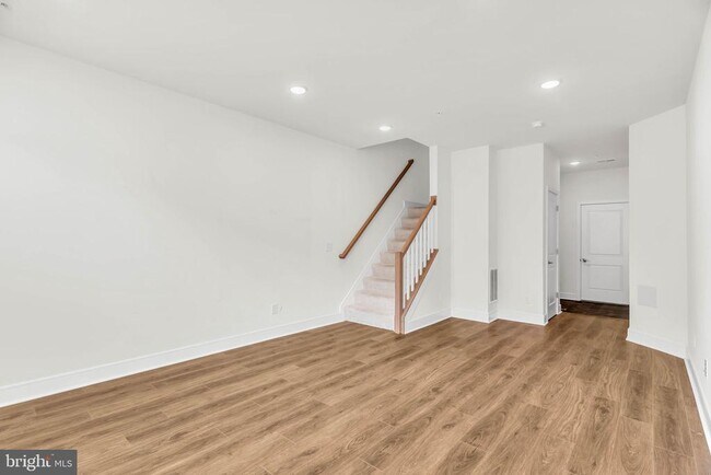 Building Photo - 21807 Croxley Ter
