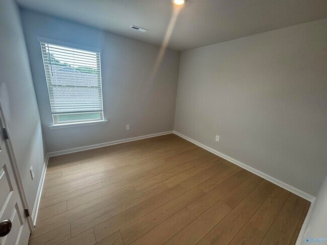 Building Photo - 15416 GRAYSON CIR