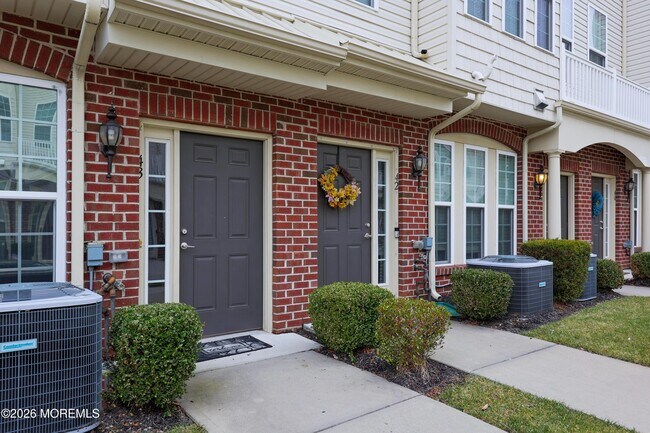 Building Photo - 43 Jake Dr