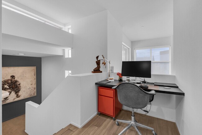 Building Photo - 3574 Penny Ln