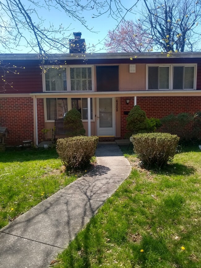 Building Photo - 6208 Ivymount Rd
