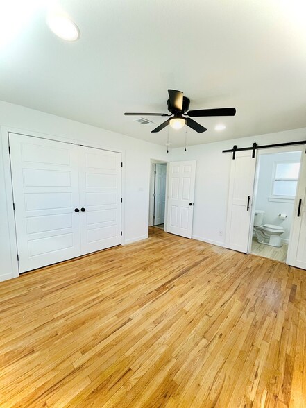 Building Photo - 311 SW 10th St