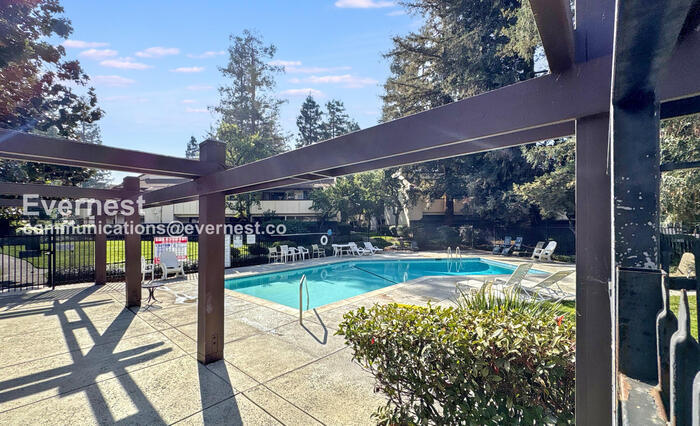 Building Photo - 3164 Kimber Ct