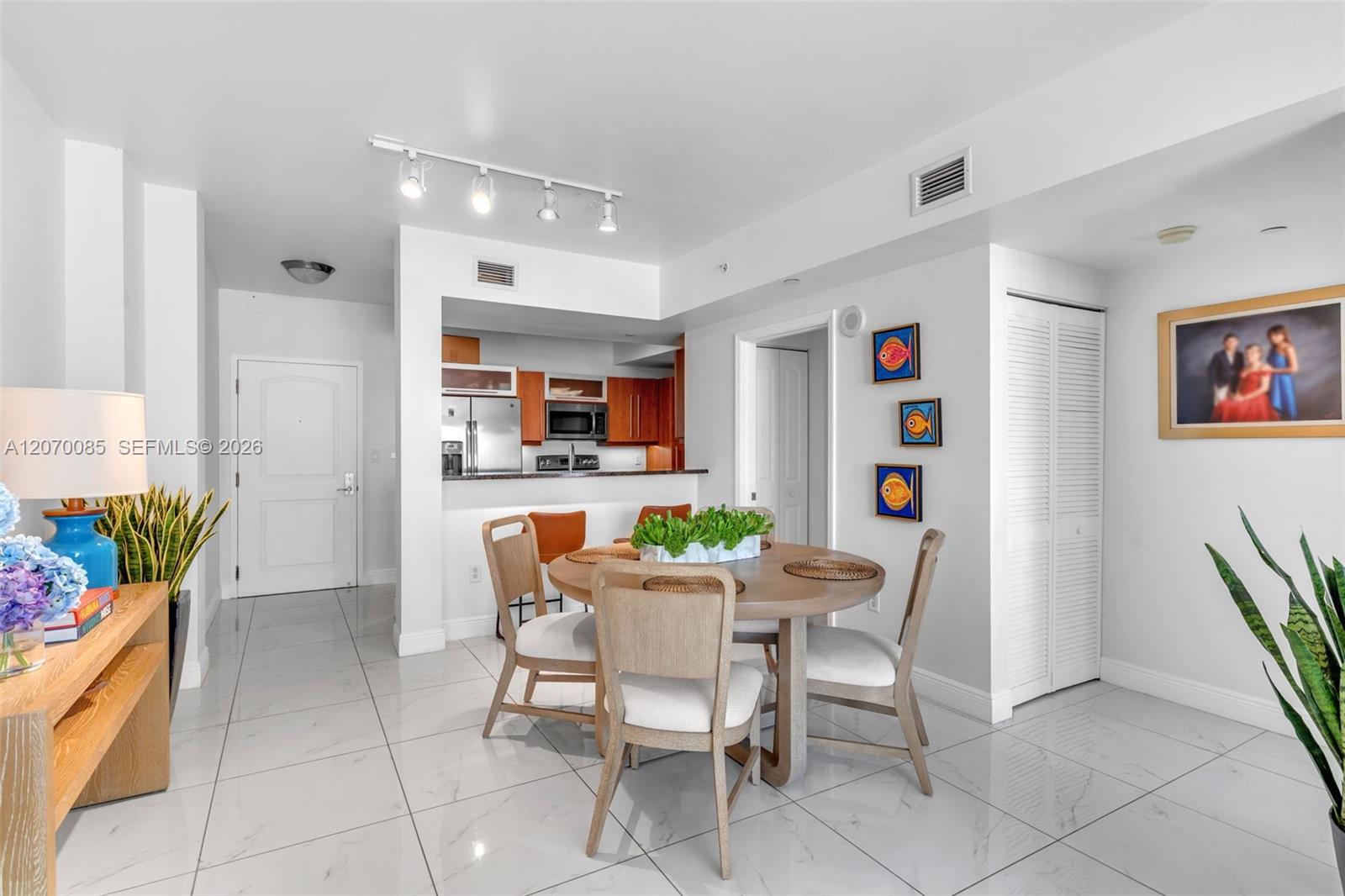 Building Photo - 7350 SW 89th St