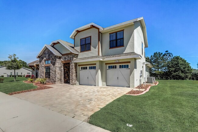 Primary Photo - 10613 White Oak Dr