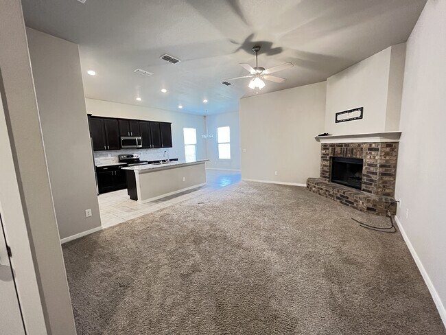 Building Photo - 2339 143rd St