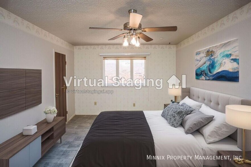 Building Photo - 7713 Lynnhaven Ave