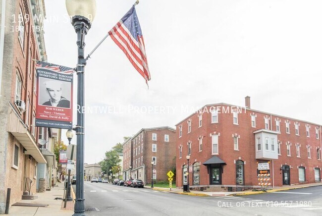 Building Photo - 159 Main St