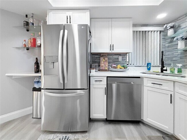 Building Photo - 11440 Harbor Way