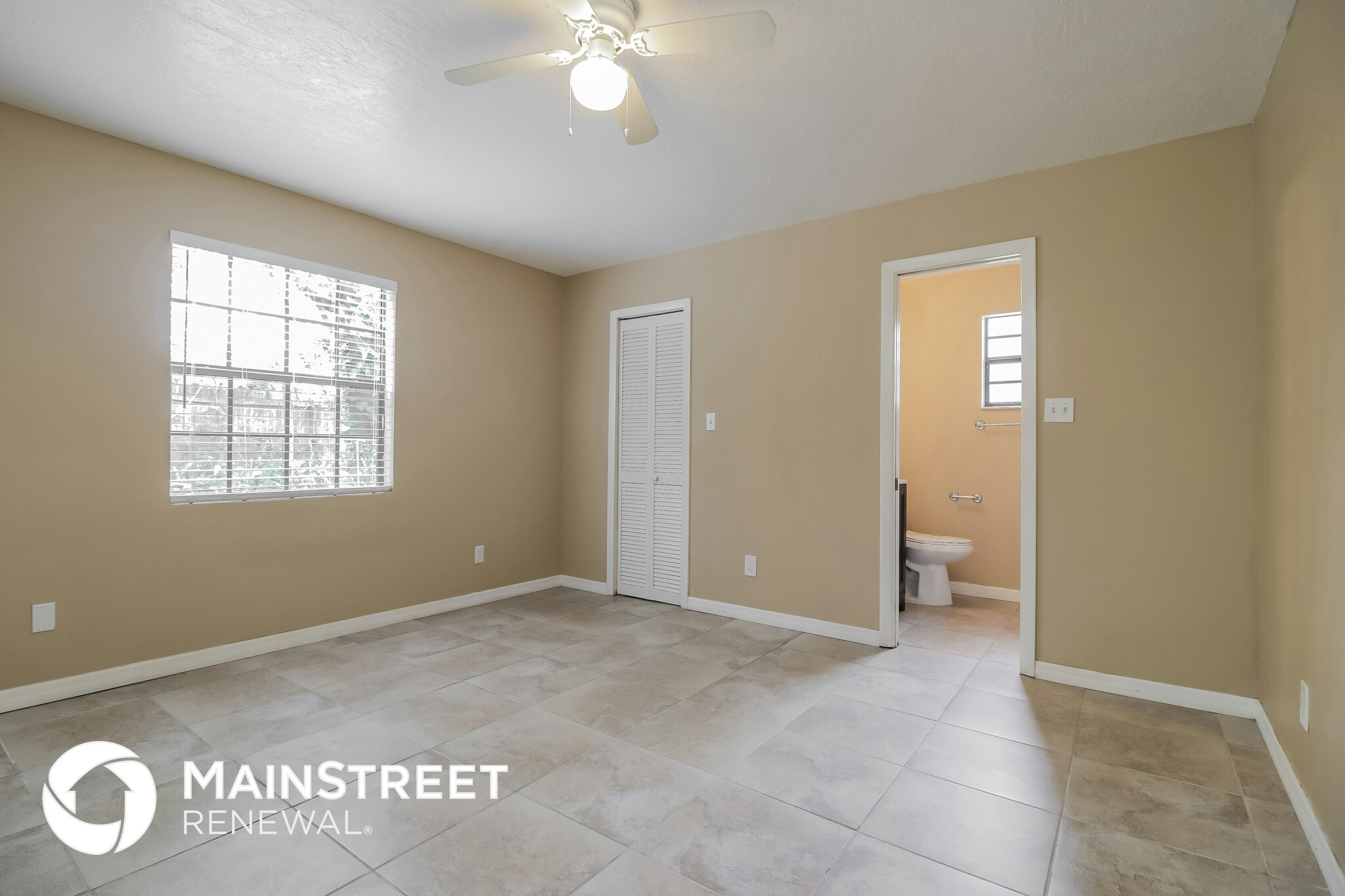 Building Photo - 5960 Homestead Ave