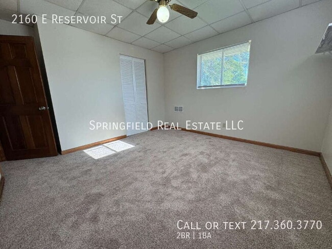 Building Photo - 2160 E Reservoir St