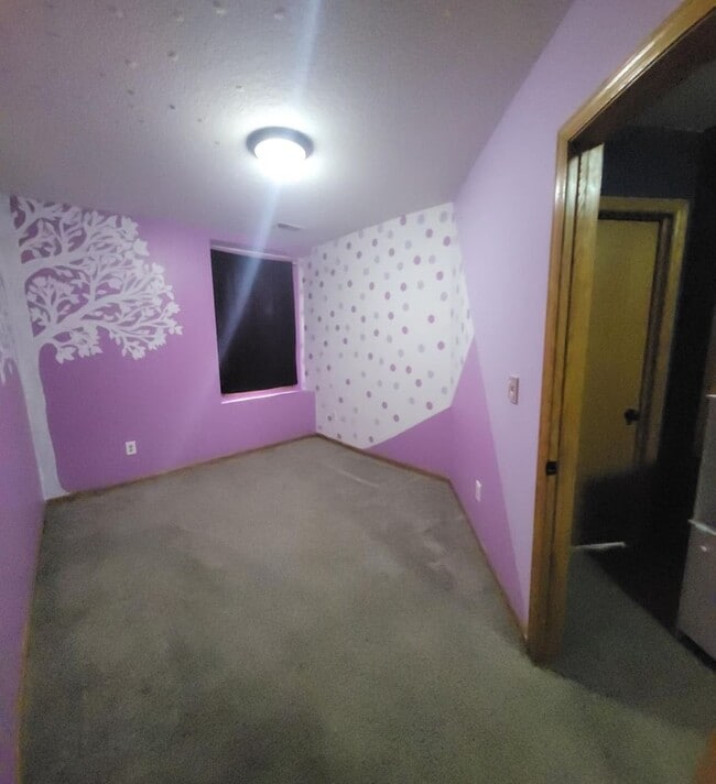 Building Photo - 4043 Dubuque Ave