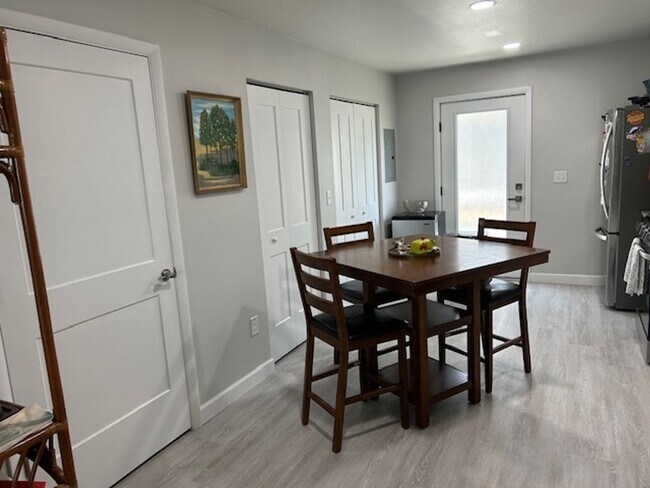 Building Photo - 2 bedroom / 2.5 bath new construction available now!