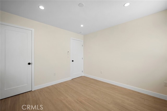 Building Photo - 1007 W Angeleno Ave