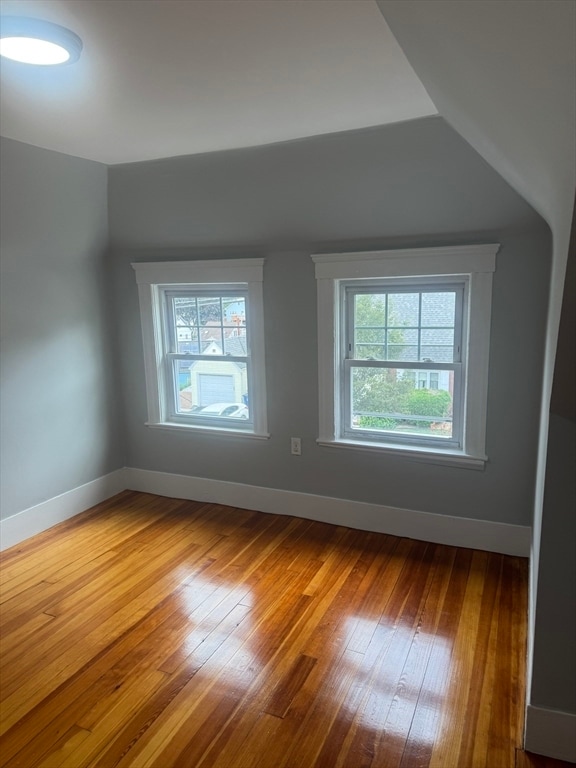 Building Photo - 537 Park Ave