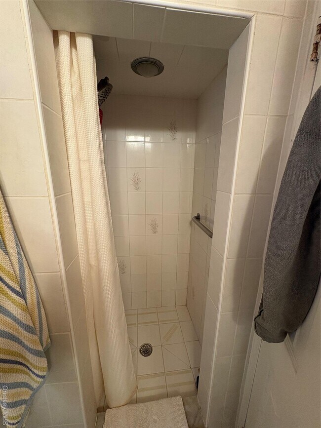 Building Photo - 191 Atlantic Pl