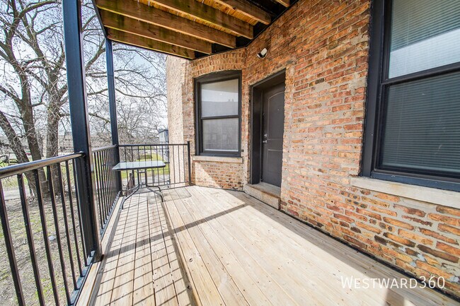 Building Photo - 5172 S Michigan Ave