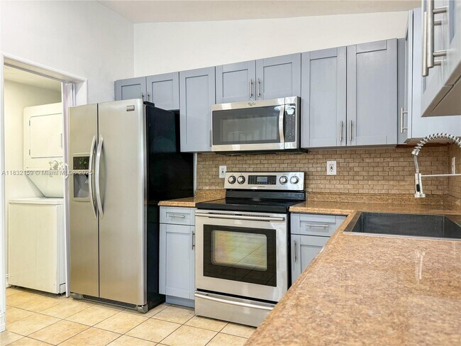 Building Photo - 13983 SW 280th Terrace
