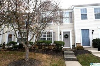 Building Photo - 8464 Cromwell Ct