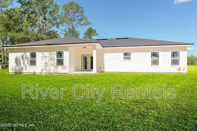 Building Photo - 9261 Dolphin St