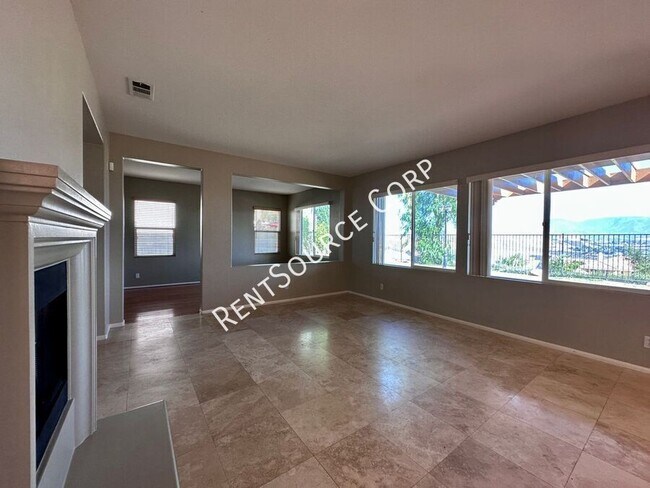 Building Photo - 28479 Falcon Crest Dr