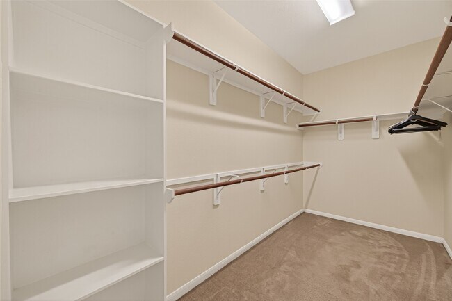 Building Photo - 24410 N Tide Bay Cir