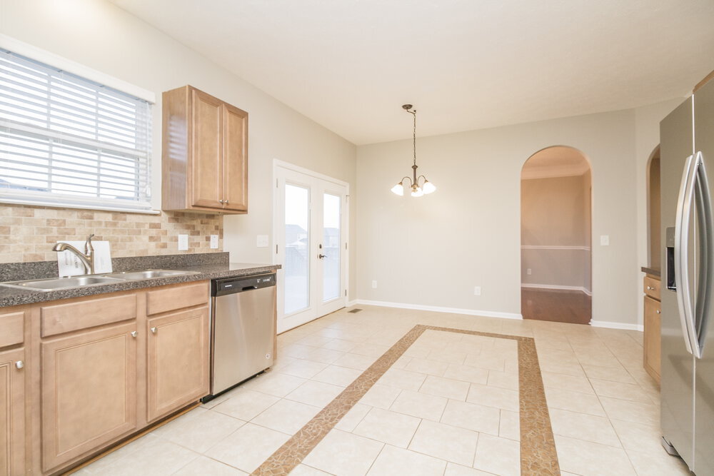 Building Photo - 105 Latham Ct
