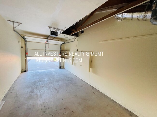 Building Photo - 1428 Panorama Ridge Rd
