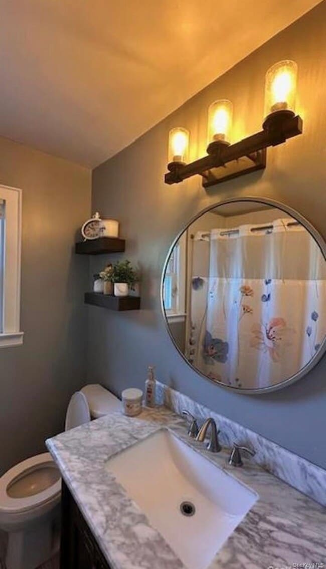 Building Photo - 422 St Agnes Pl